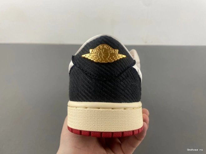 Room Card Trophy Low Jordan (Numbered) Home Rookie OG Retro 1 0423